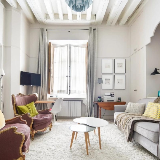  Annonces ANTONY : Appartement | PARIS (75007) | 28 m2 | 555 000 &euro; 