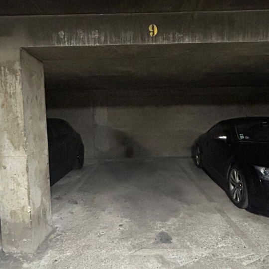  Annonces ANTONY : Garage / Parking | PARIS (75015) | 12 m2 | 120 &euro; 