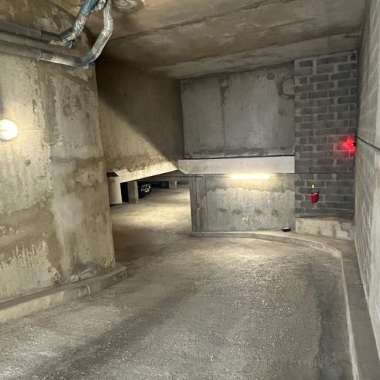  Annonces ANTONY : Garage / Parking | PARIS (75015) | 12 m2 | 120 &euro; 