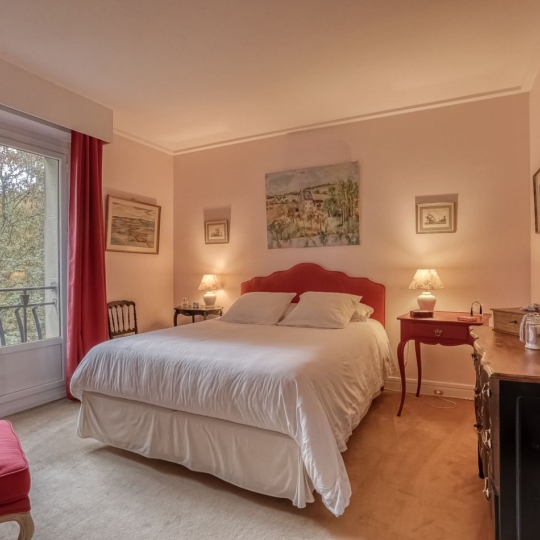  Annonces ANTONY : Appartement | VILLE-D'AVRAY (92410) | 188 m2 | 5 060 &euro; 