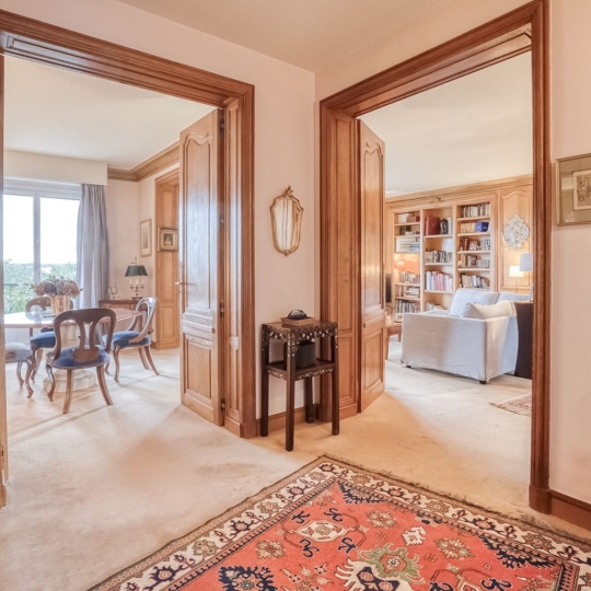  Annonces ANTONY : Appartement | VILLE-D'AVRAY (92410) | 188 m2 | 5 060 &euro; 