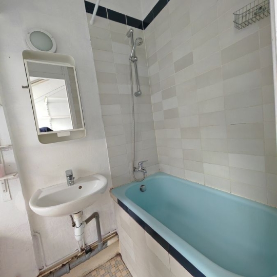  Annonces ANTONY : Appartement | PARIS (75015) | 25 m2 | 250 000 &euro; 