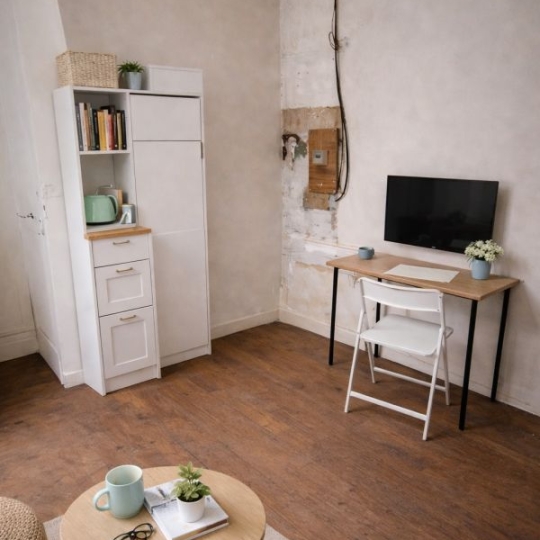  Annonces ANTONY : Appartement | PARIS (75015) | 21 m2 | 200 000 &euro; 