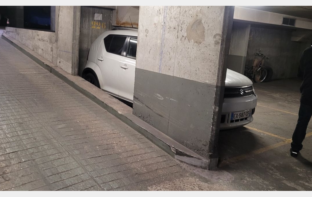 Annonces ANTONY : Garage / Parking | PARIS (75016) | 17 m2 | 58 000 &euro; 