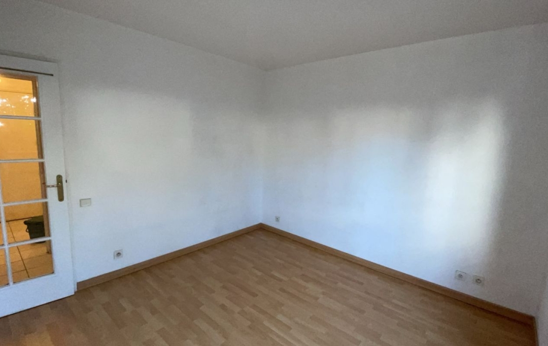 Annonces ANTONY : Appartement | CHARENTON-LE-PONT (94220) | 20 m2 | 750 &euro; 