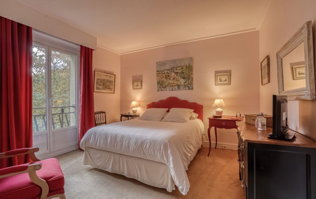 Annonces ANTONY : Appartement | VILLE-D'AVRAY (92410) | 188 m2 | 5 060 &euro; 